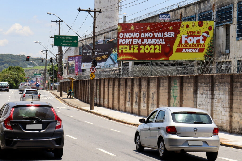 Av. Antonio Frederico Ozanan sn antigo prédio da Pozzani - Sentido Maxi Shopping-01 (Jundiaí)