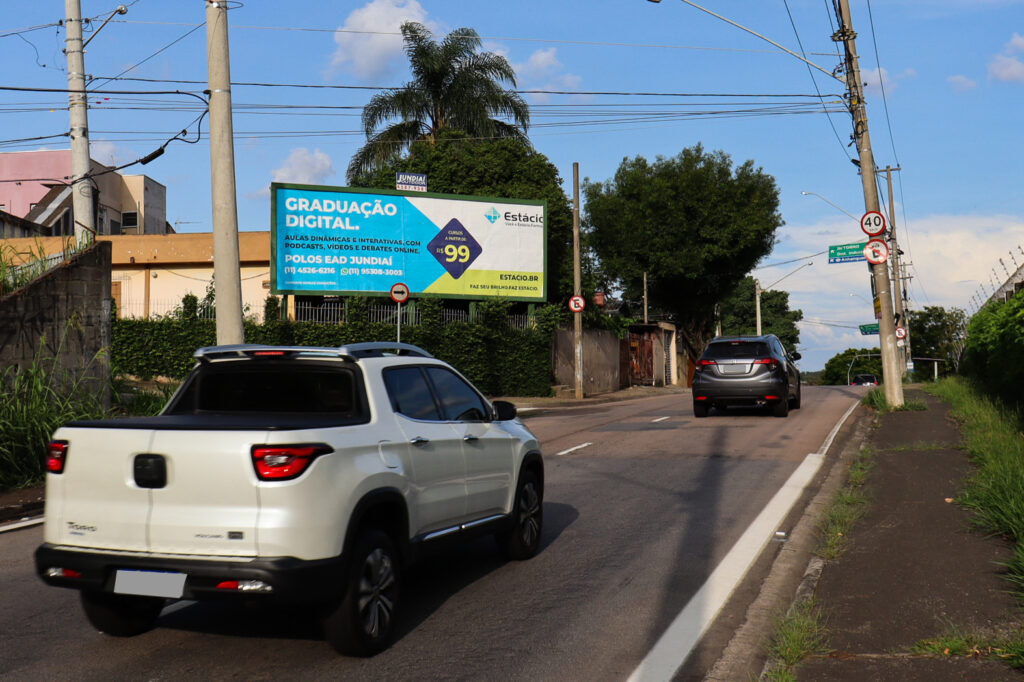 Rua Santo Pilon, 161 - Travessa Av. Prof. P. Clarismundo Fornari Saída Distrito Industrial Jundiaí