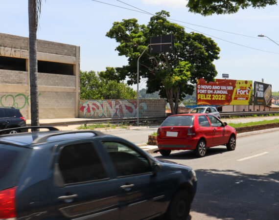 Av. Quatorze de Dezembro Rotatória - Entrada e Saída Rod. Anhanguera (Jundiaí)