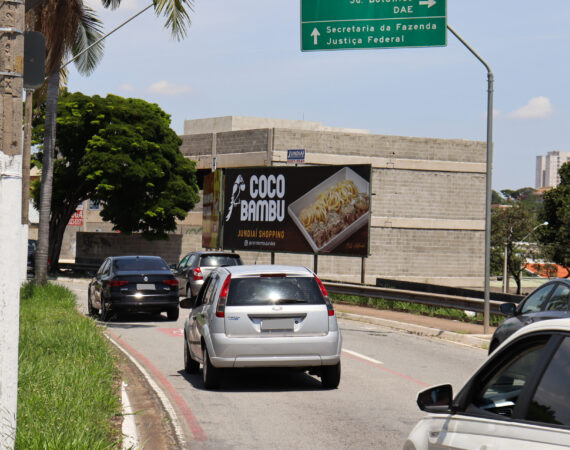 Av. União dos Ferroviários Próximo a Escola SESI e Padaria Pão d`oro Av. Nove de Julho (Jundiaí)