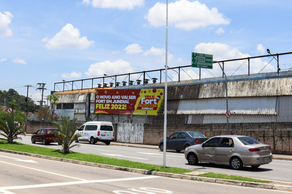 Av. Antonio Frederico Ozanan com Av. Padre Ângelo Cremoneti - Saída túnel Av. dos Ferroviários (Jundiaí)