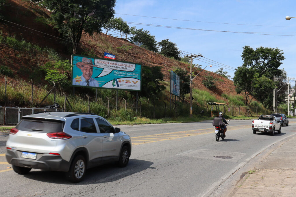 Av. Duque de Caxias, sn - Próximo ao Coopercica - Sentido Campo Limpo Paulista