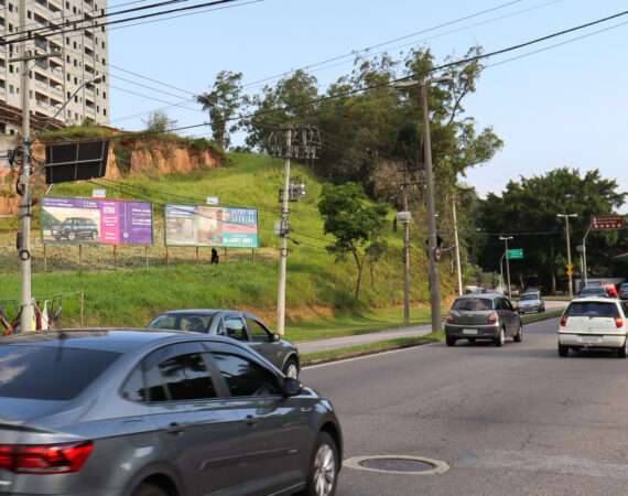Rotatória Estrada Velha SP com Samuel Martins e Av. Brasil (Jundiaí)