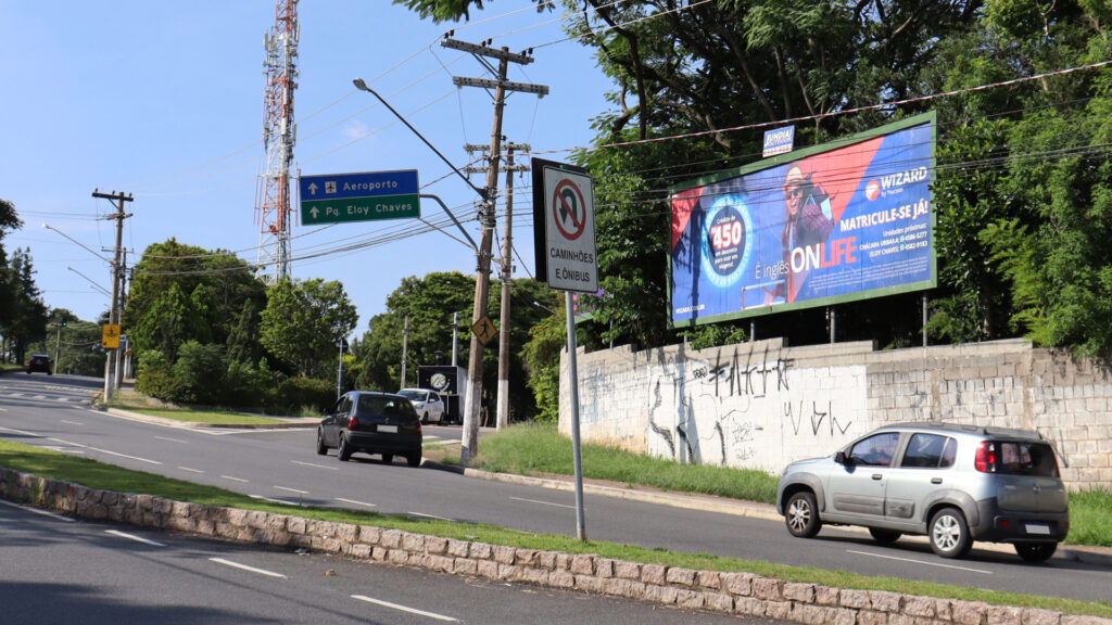 Av. Osmundo dos Santos Pellegrini, 700 - Jardim Trevo Próximo ao supermercado Boa-02 (Jundiaí)